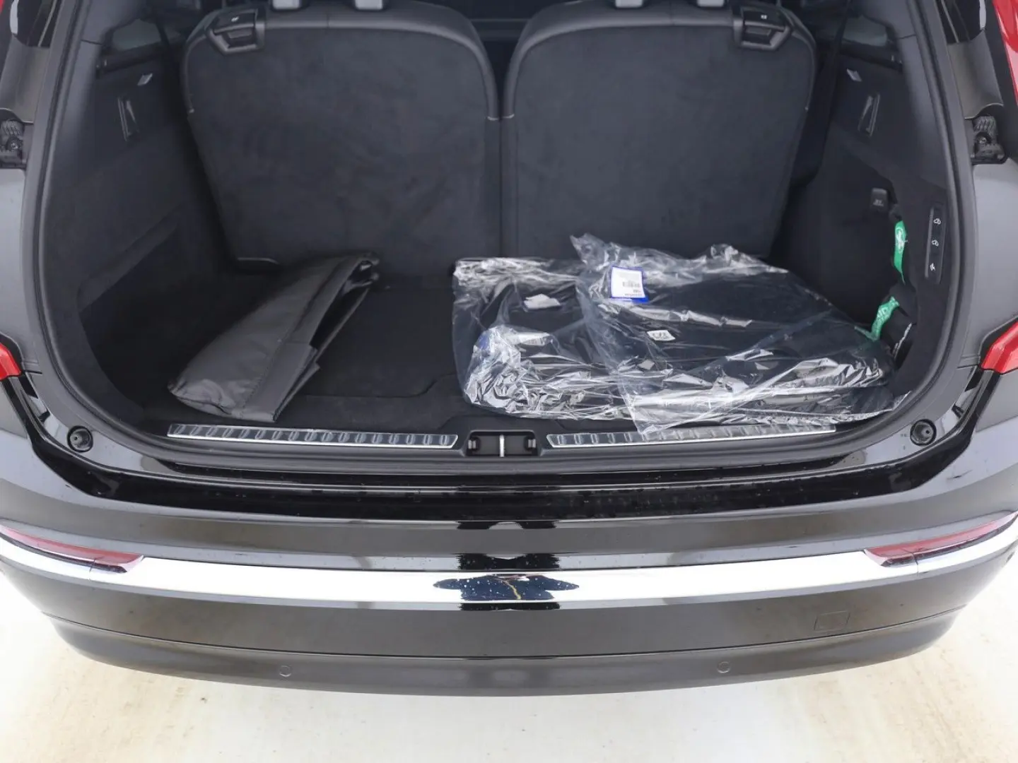 XC 90 T8 Plus Bright Recharge Plug-In Hybrid AWD