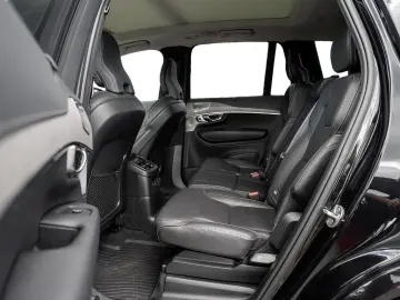 XC90 Recharge T8 AWD Ultimate Dark