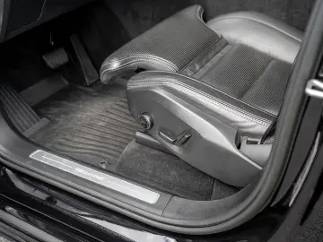 XC90 Recharge T8 AWD Ultimate Dark