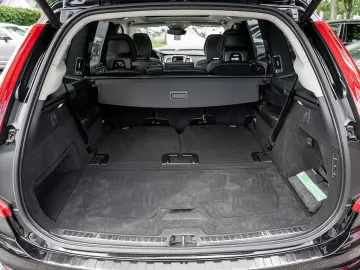 XC90 Recharge T8 AWD Ultimate Dark