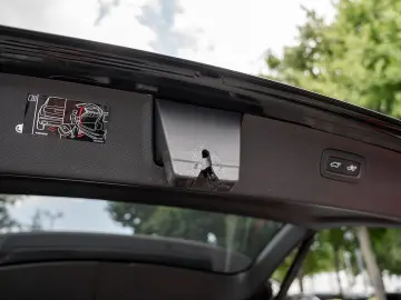 XC90 Recharge T8 AWD Ultimate Dark