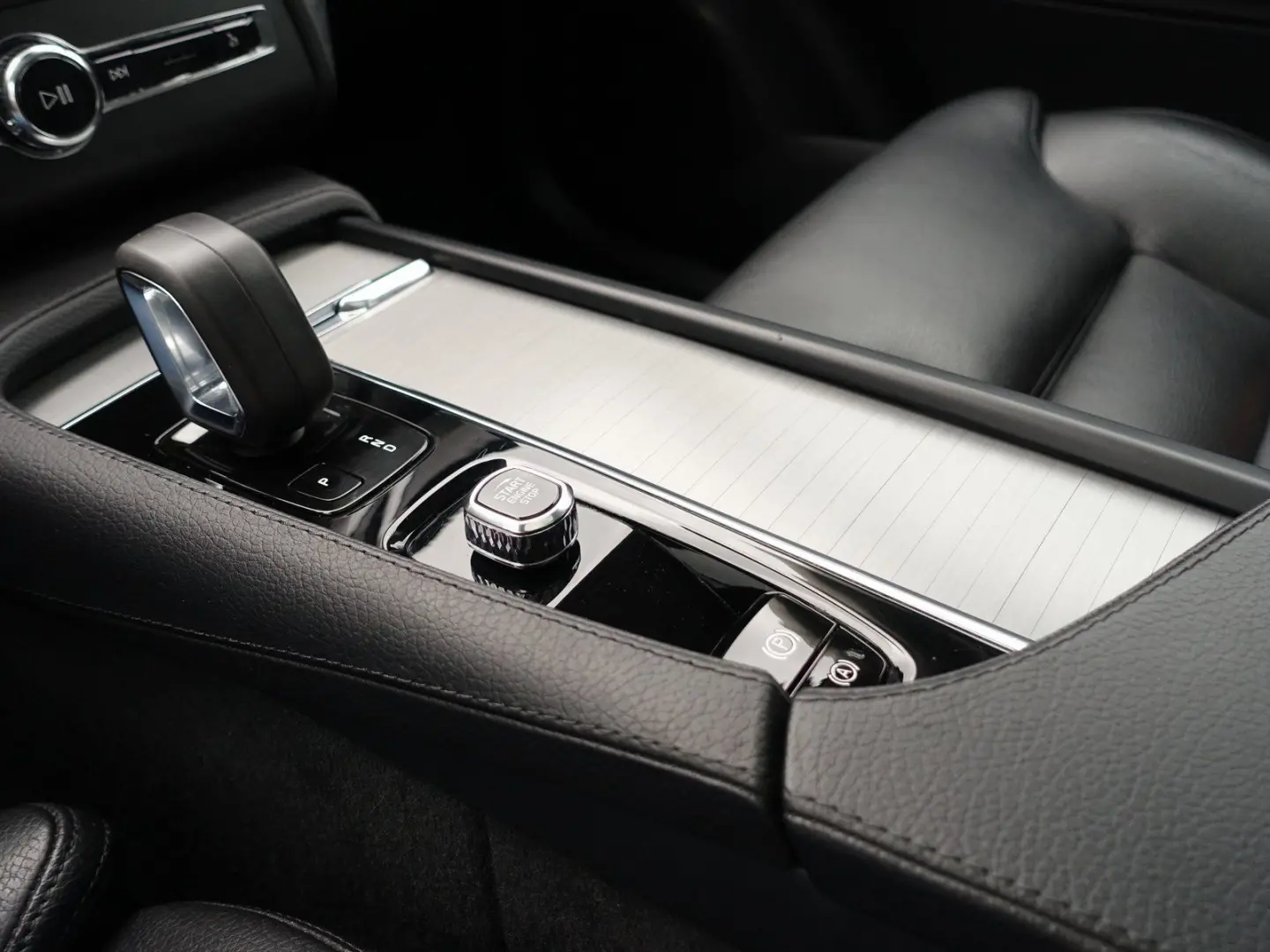 XC90 Recharge T8 AWD Inscription/StndHz/HeadUP