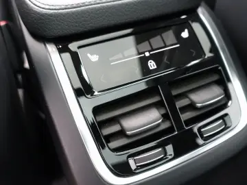 XC90 Recharge T8 AWD Inscription/StndHz/HeadUP