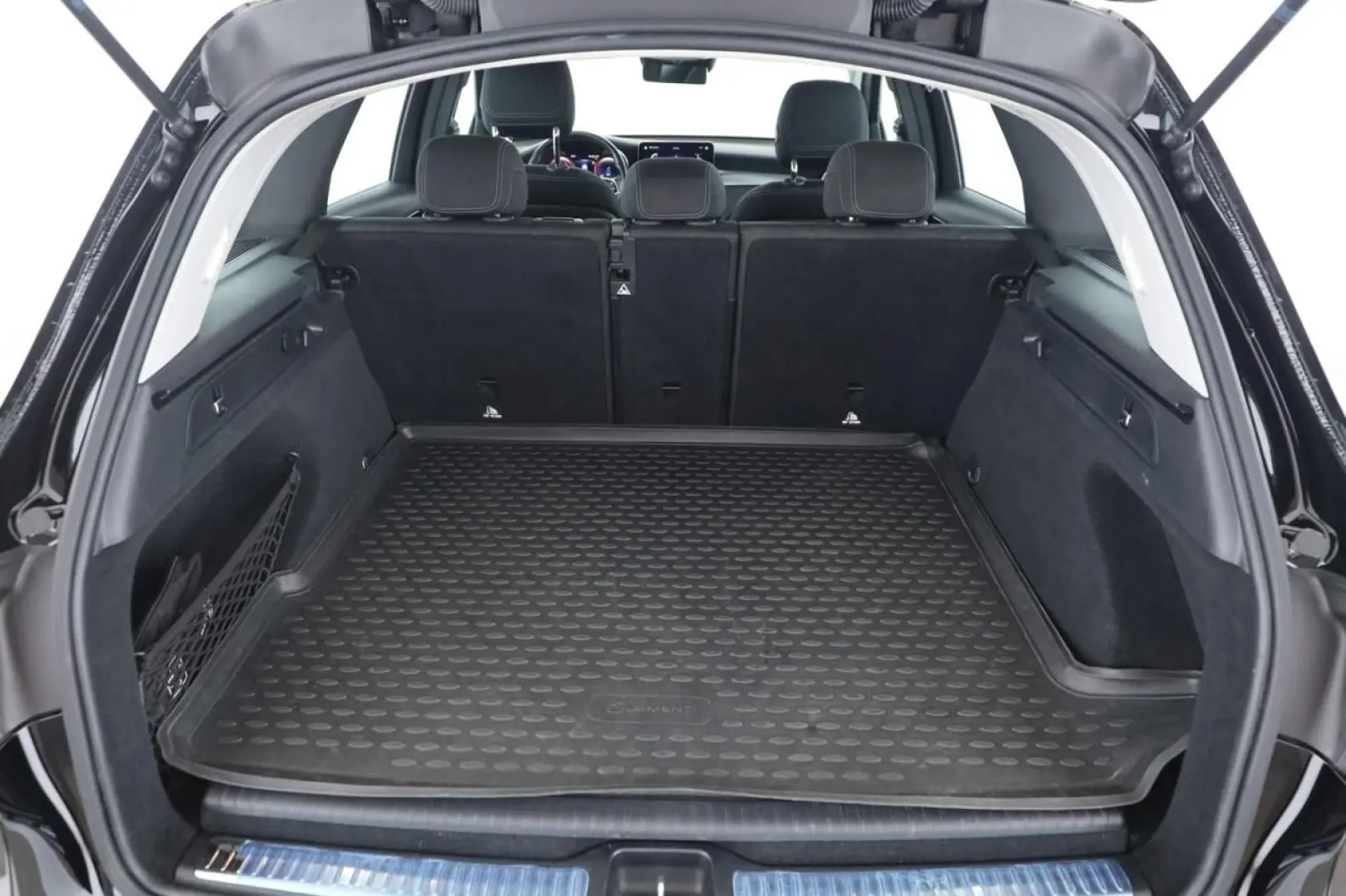GLC 300 e 4M Distronic AHK Volldigital Kamera