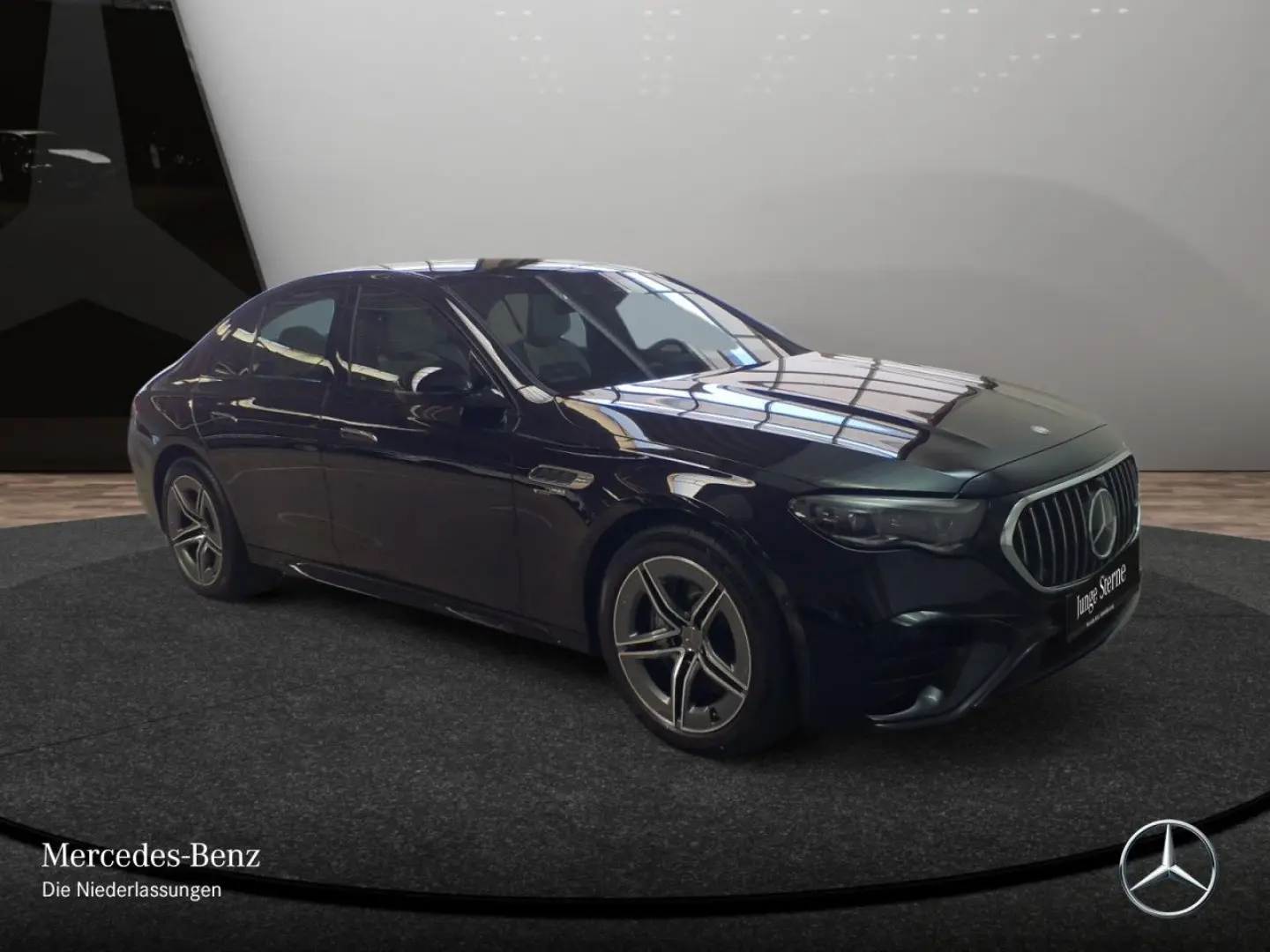 E 53 AMG 4M+ HYBRID/PANO/AHK/SUPERSCREEN/NIGHT/