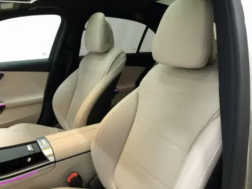 C 220 d 4M AVANTGARDE *NIGHT*Distro*AHK*Pano*HUD