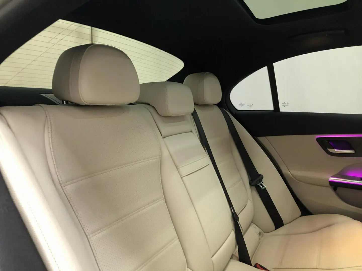 C 220 d 4M AVANTGARDE *NIGHT*Distro*AHK*Pano*HUD