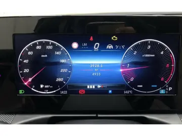 C 220 d 4M AVANTGARDE *NIGHT*Distro*AHK*Pano*HUD