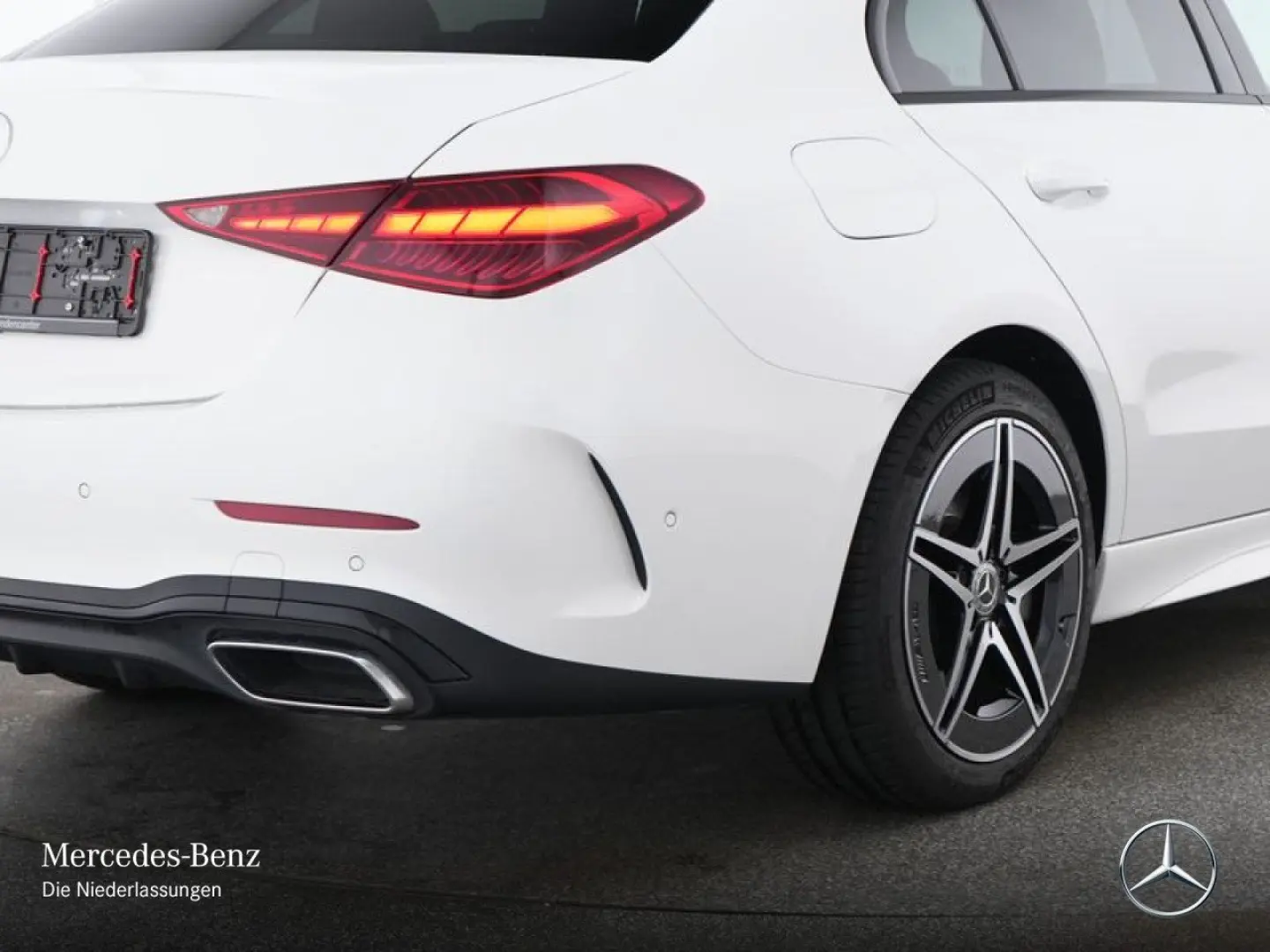 C 300 e AMG NIGHT Burmester Totwinkel MEMORY 18