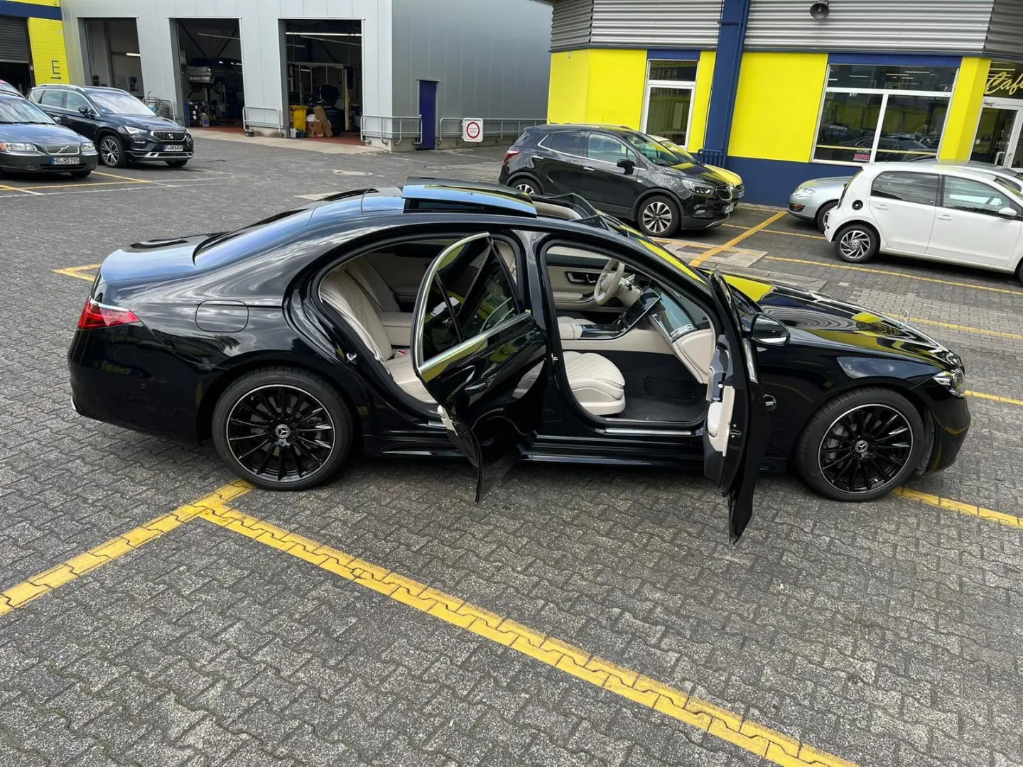 Mercedes-Benz S 580 e 4M L AMG Pano MASSAGE