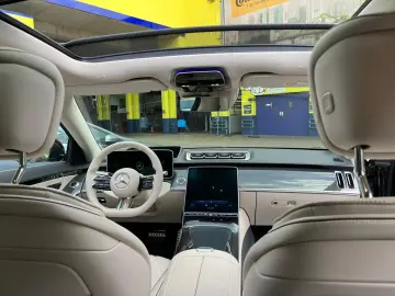 Mercedes-Benz S 580 e 4M L AMG Pano MASSAGE