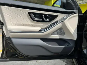 Mercedes-Benz S 580 e 4M L AMG Pano MASSAGE