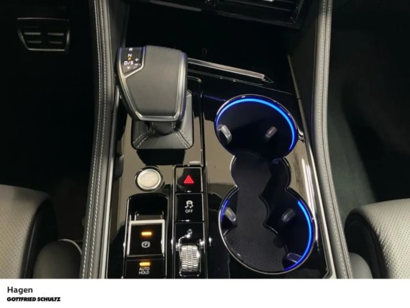 Touareg 3.0 TDI NAV AHK STANDHZ 22 Zoll R-Line