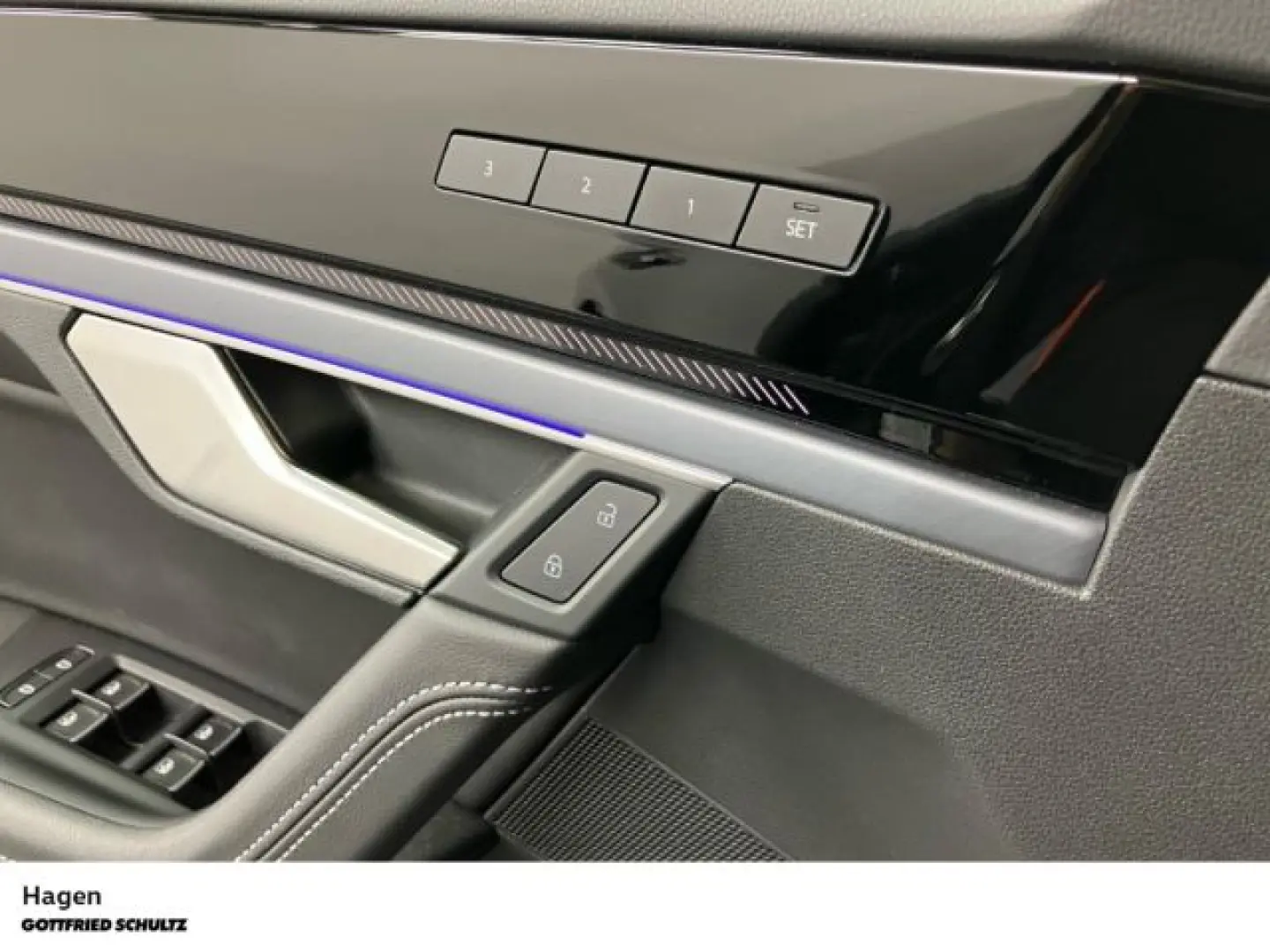 Touareg 3.0 TDI NAV AHK STANDHZ 22 Zoll R-Line