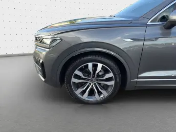 Touareg 3.0 TDI Tiptr.4 Motion R-Line*Navi*IQ-Li