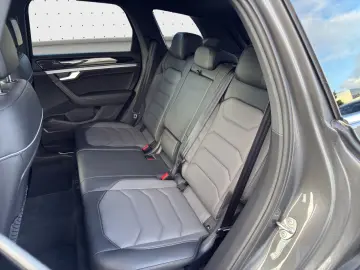 Touareg 3.0 TDI Tiptr.4 Motion R-Line*Navi*IQ-Li