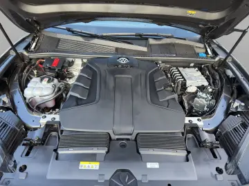 Touareg 3.0 TDI Tiptr.4 Motion R-Line*Navi*IQ-Li