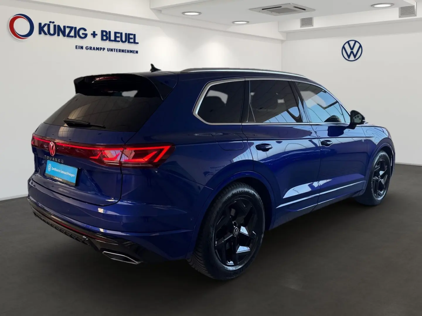 Touareg R-Line 3,0 TDI DSG Nav*AHK*Niveau*Travel