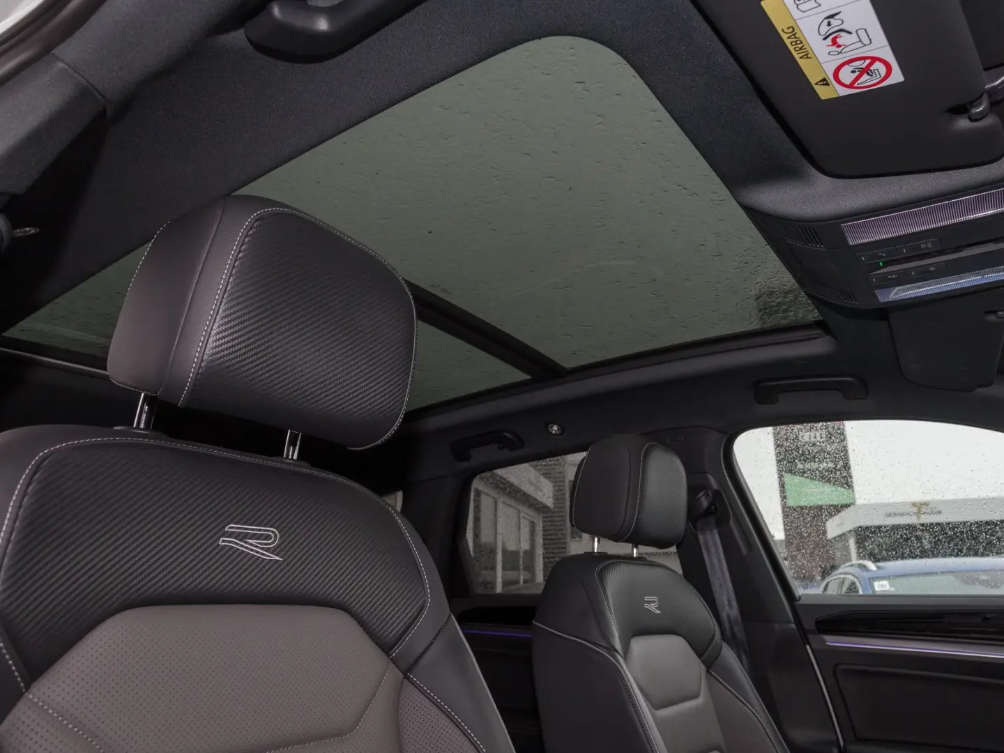 Touareg 3.0 TDI 4M R-LINE FACELIFT UPE103 PANO A
