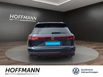Touareg 3.0TDI R-Line 4Motion AHK+Pano+Matrix