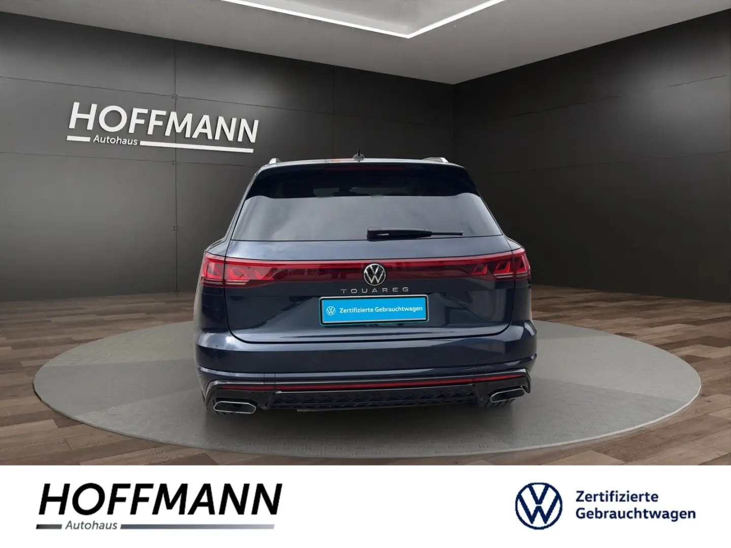 Touareg 3.0TDI R-Line 4Motion AHK+Pano+Matrix