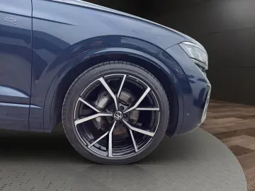 Touareg 3.0TDI R-Line 4Motion AHK+Pano+Matrix