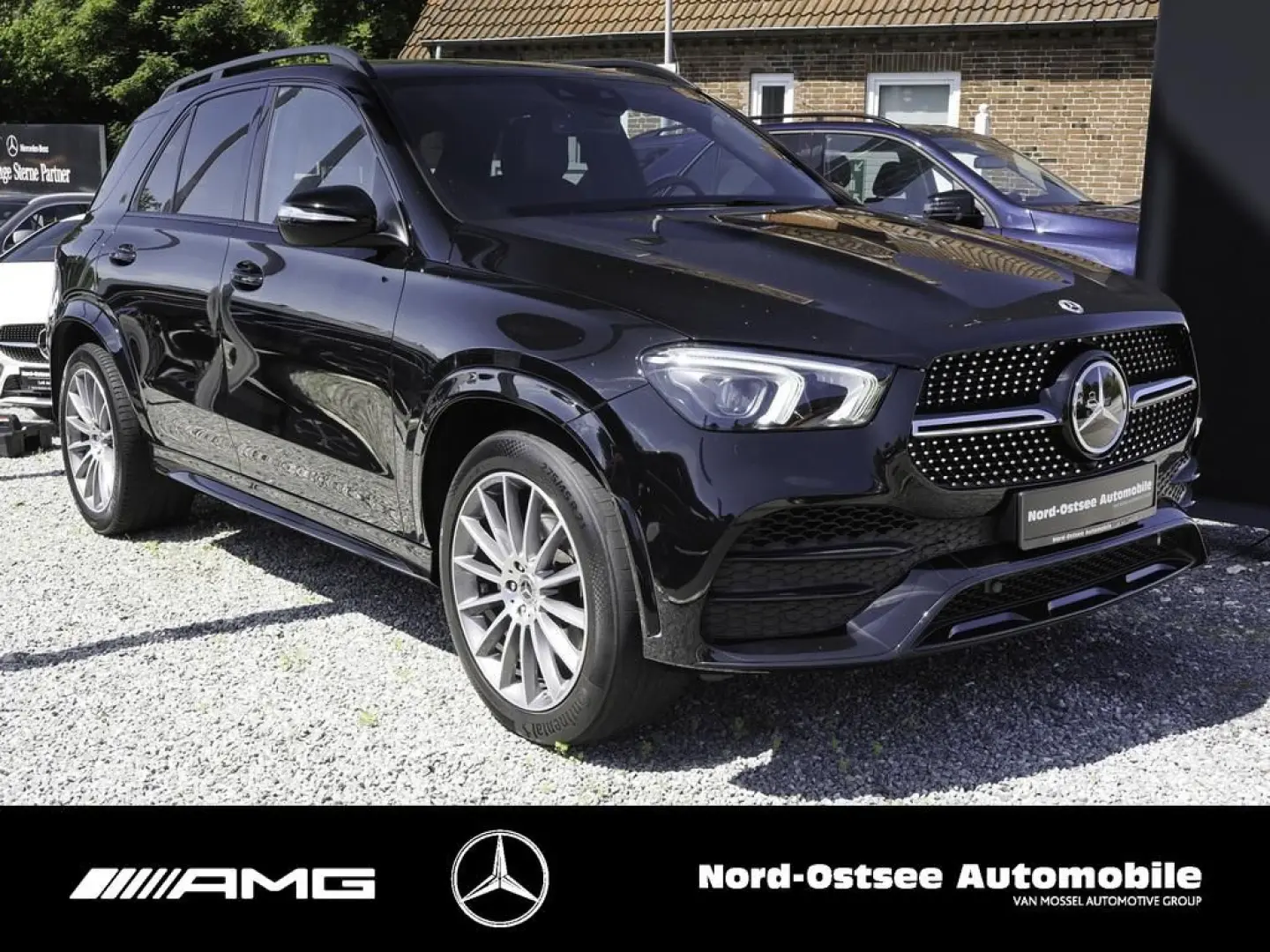 GLE 400 d 4M AMG AHK DISTR LED WIDE NIGHT KAMERA