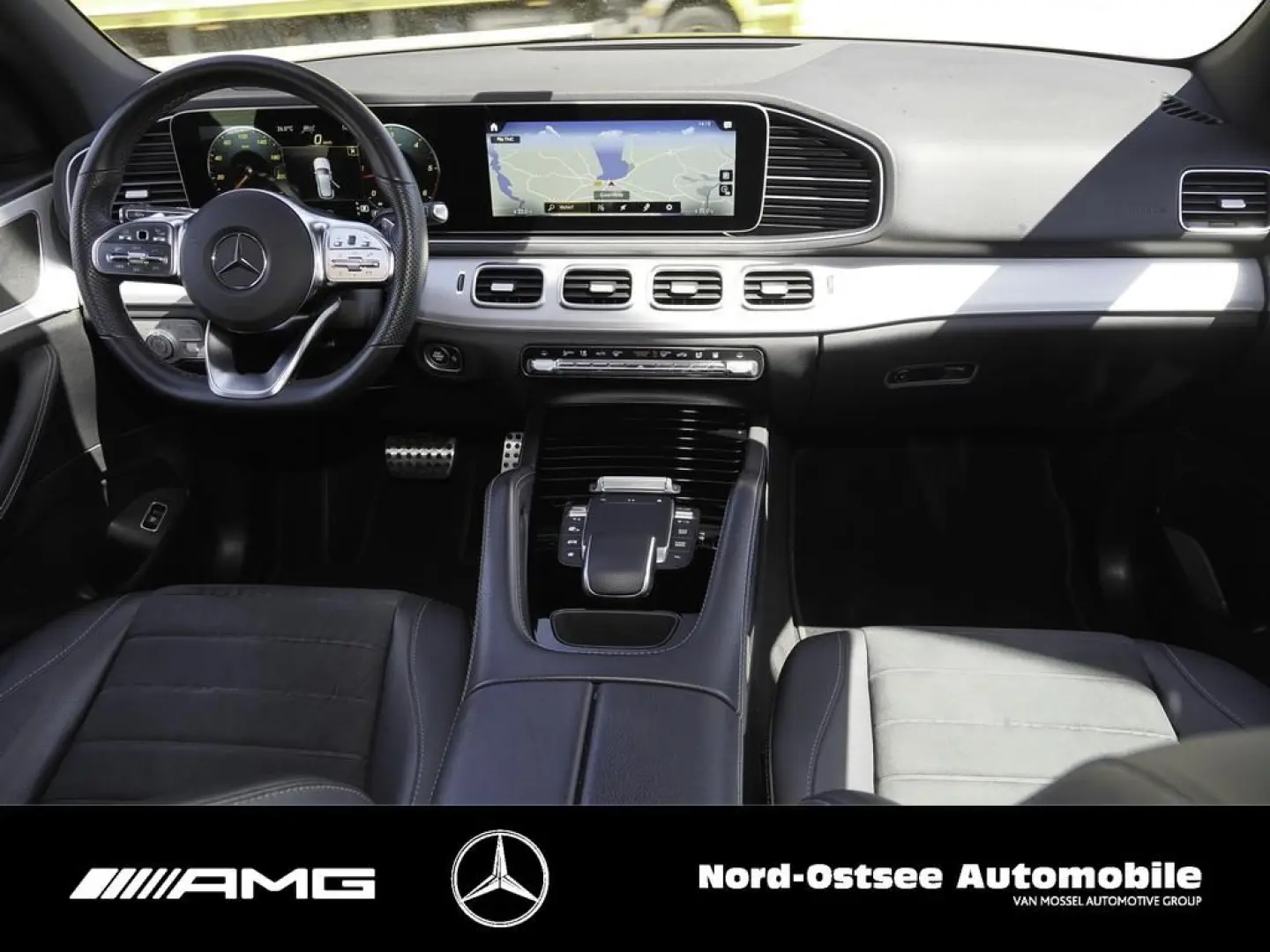 GLE 400 d 4M AMG AHK DISTR LED WIDE NIGHT KAMERA