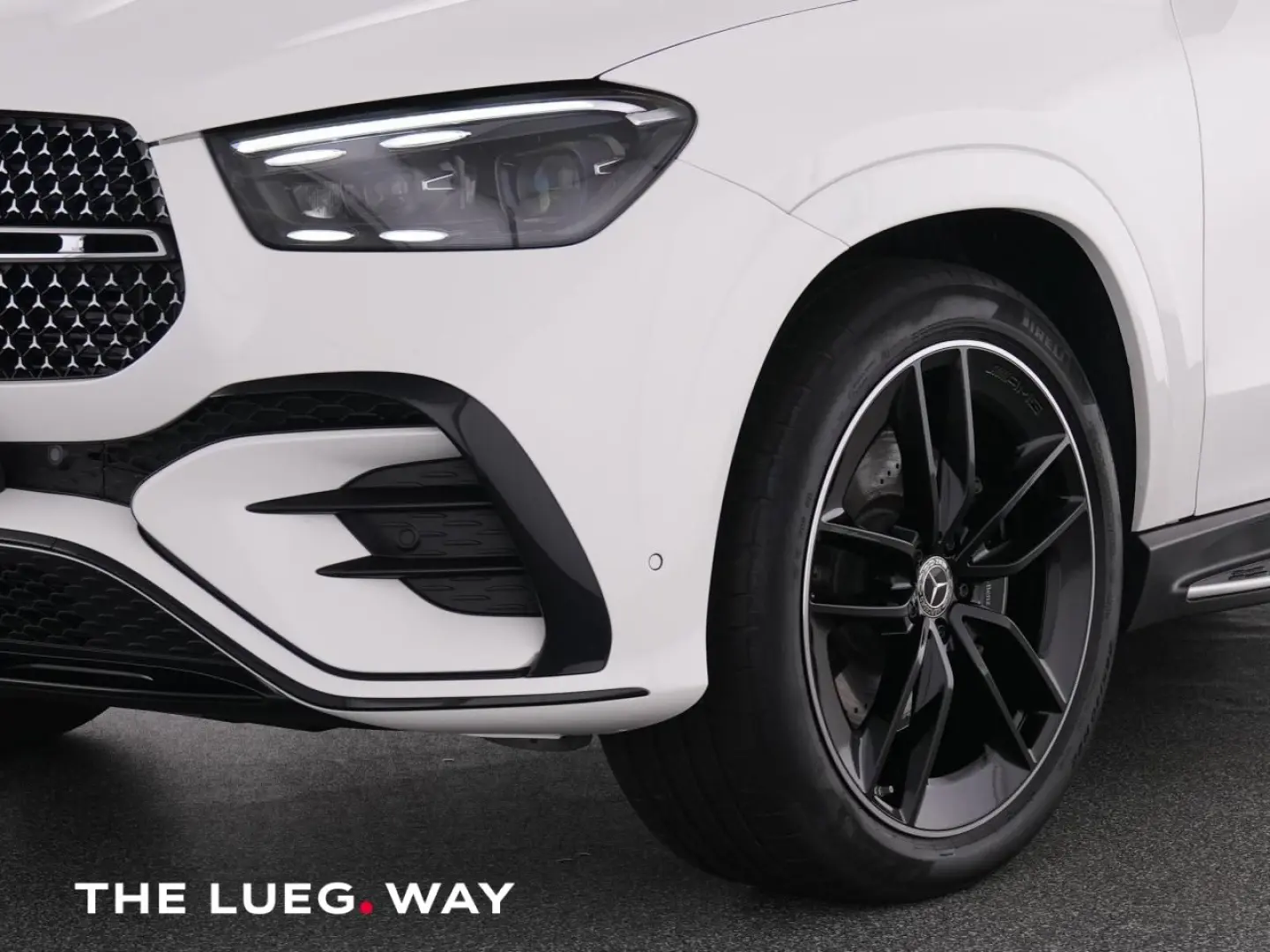 GLE 300 d 4M AMG+MBUX+MBeam+Airm+Pano+AHK+Night+