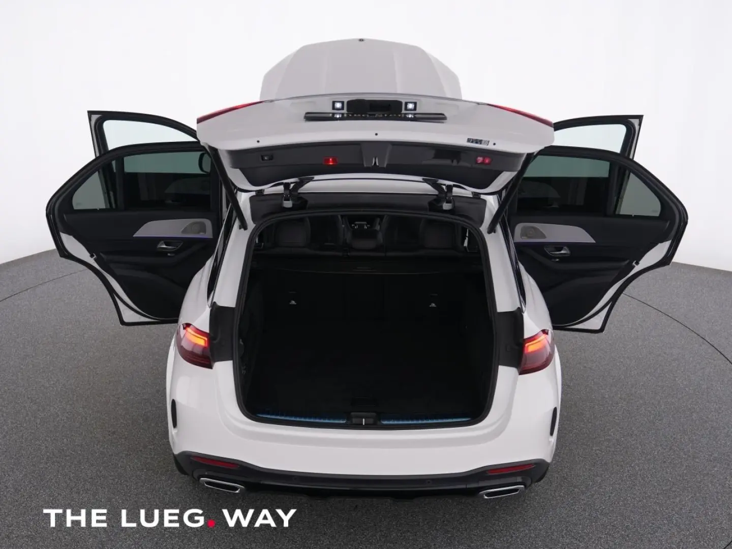 GLE 300 d 4M AMG+MBUX+MBeam+Airm+Pano+AHK+Night+