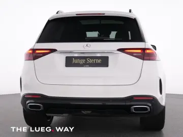 GLE 300 d 4M AMG+MBUX+MBeam+Airm+Pano+AHK+Night+
