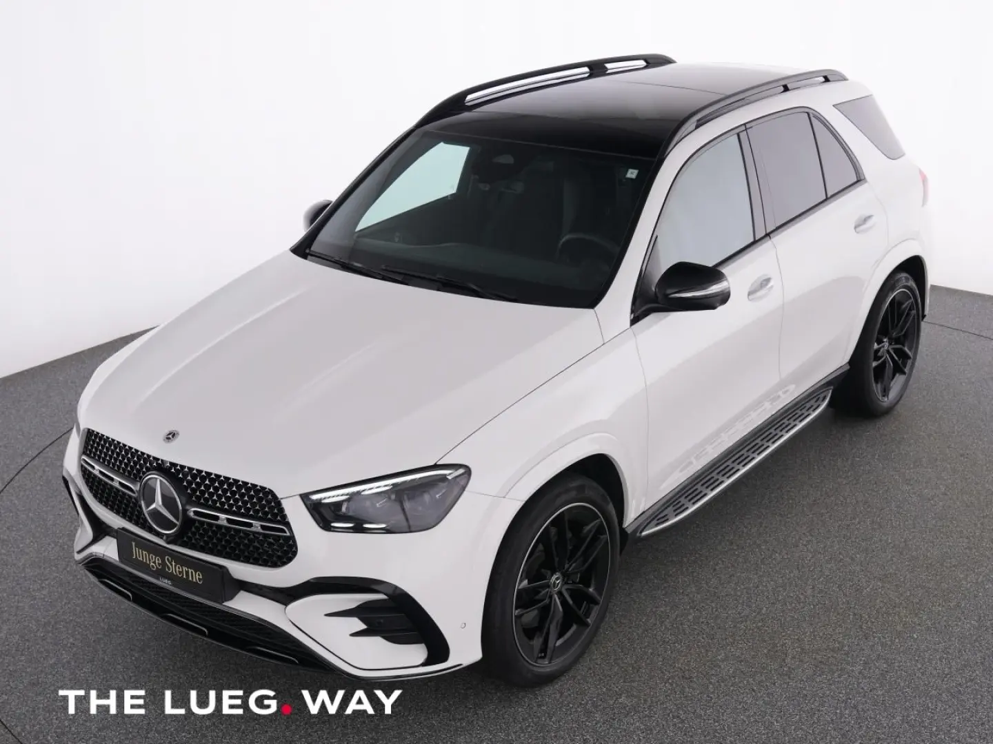 GLE 300 d 4M AMG+MBUX+MBeam+Airm+Pano+AHK+Night+