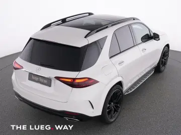 GLE 300 d 4M AMG+MBUX+MBeam+Airm+Pano+AHK+Night+