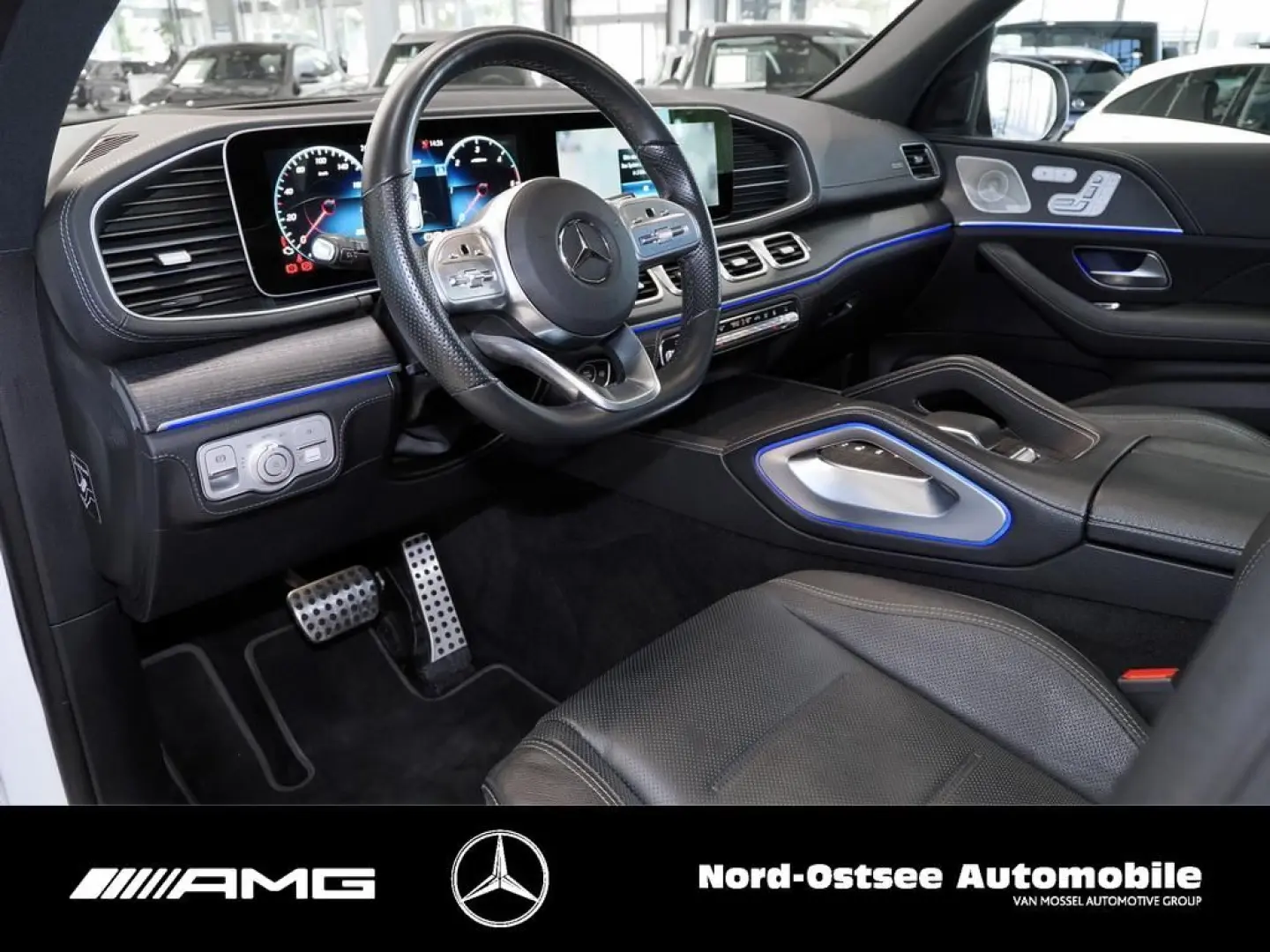 GLE 400 d 4M AMG NIGHT AIRMATIC AHK 360 PANO BUR