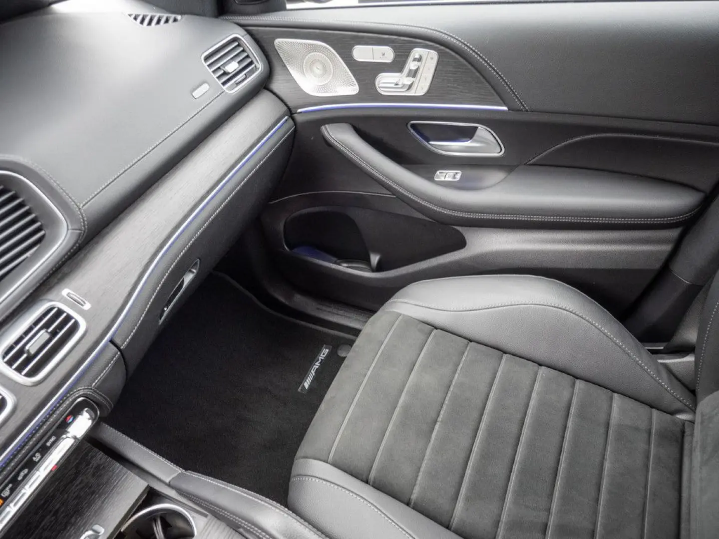 GLE 450 d 4M AMG Sport Advanced+ AHK Distr LED N