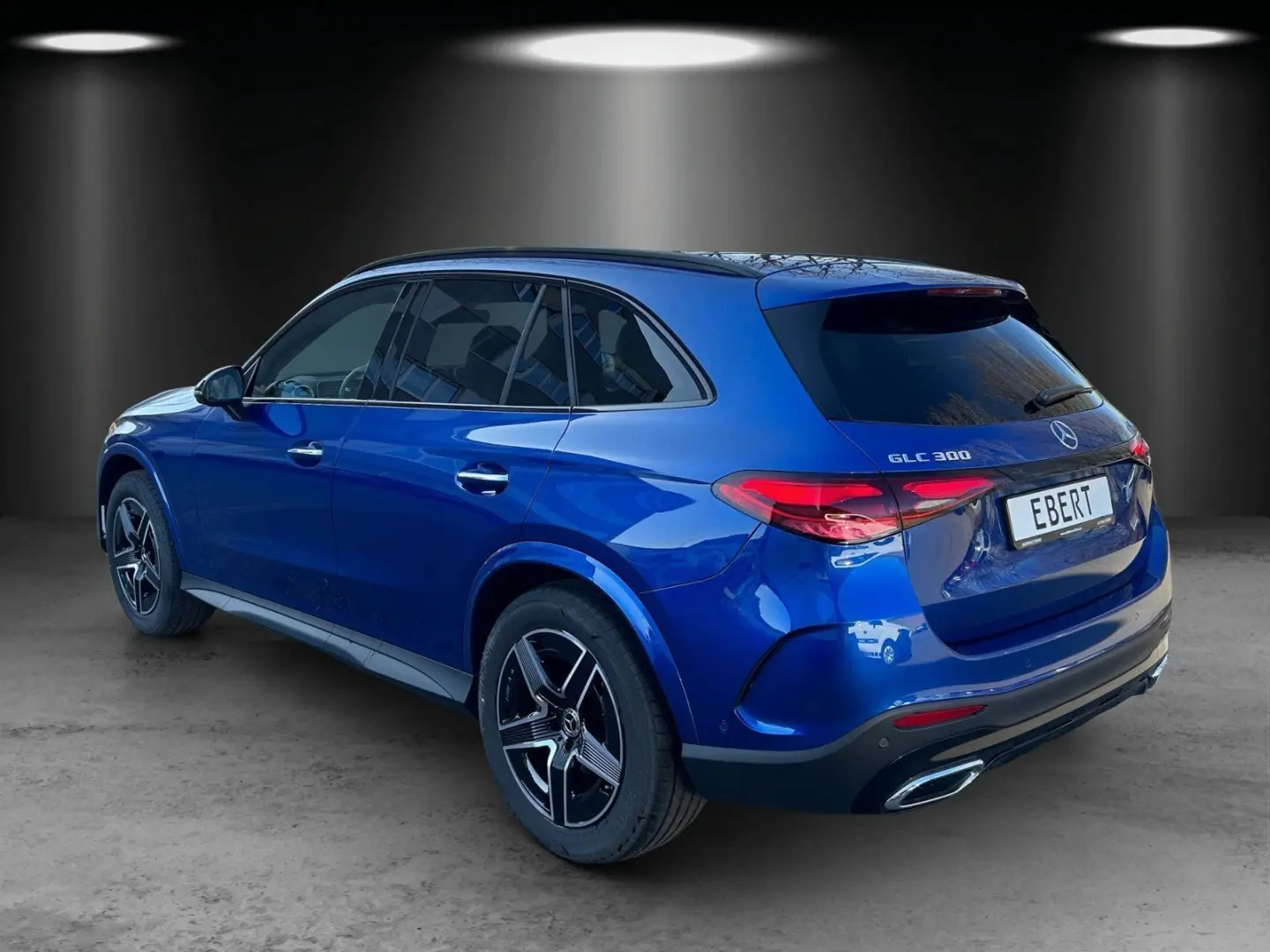 GLC 300 AMG Prem AIRMATIC Burme DISTRO Night HAL