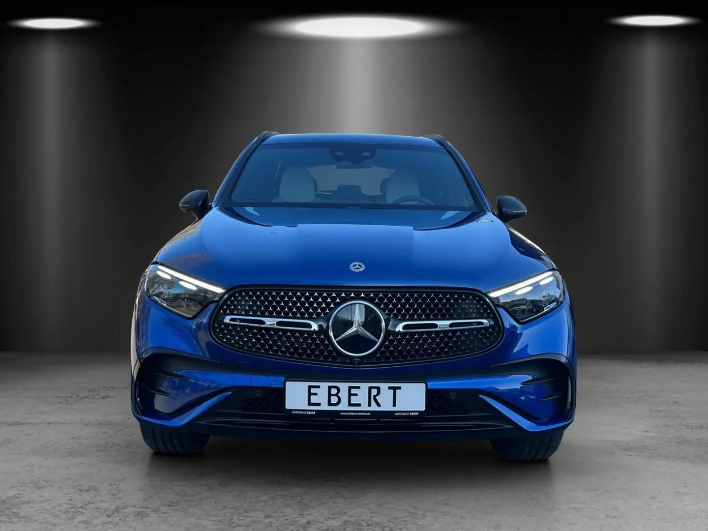 GLC 300 AMG Prem AIRMATIC Burme DISTRO Night HAL