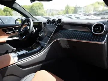 GLC 300 4M Coupé AMG-Sport/360/Pano/AHK/Sitzklim