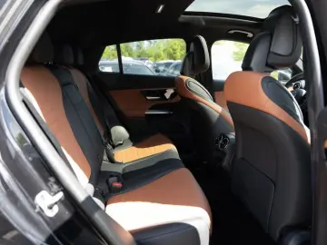GLC 300 4M Coupé AMG-Sport/360/Pano/AHK/Sitzklim