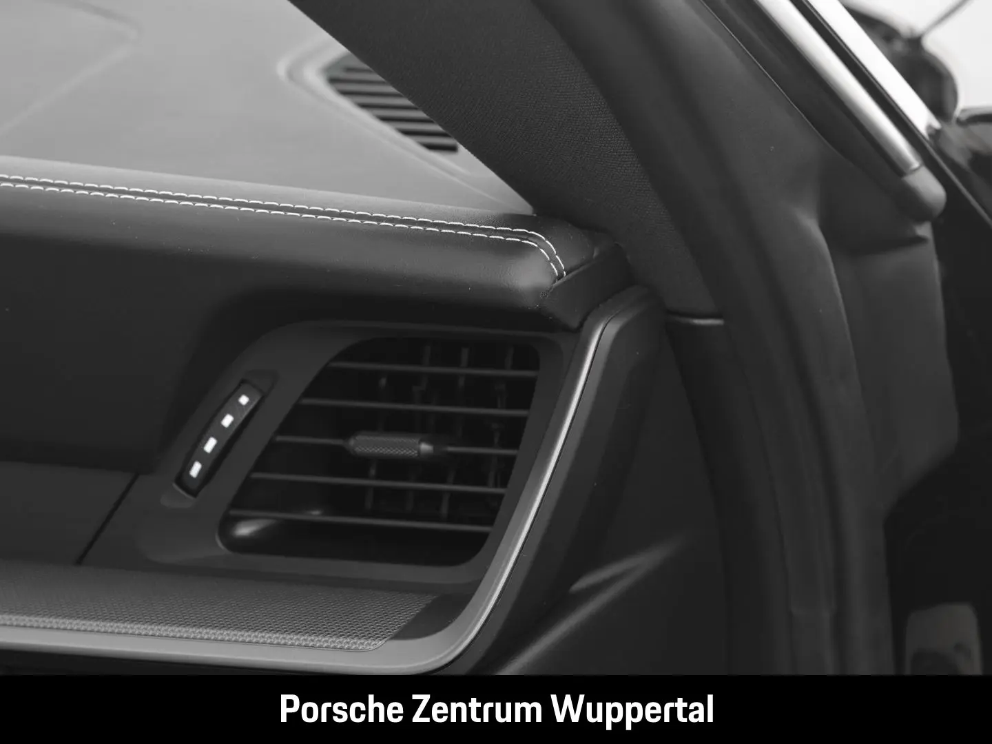 992 911 Carrera 4 Sport
