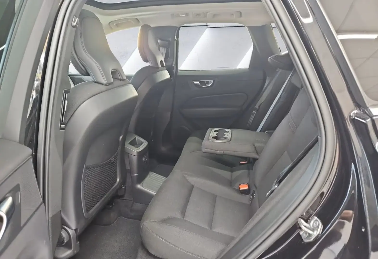 XC60 T6 Plug-In AWD Inscr. Expr. H/K ACC StHzg