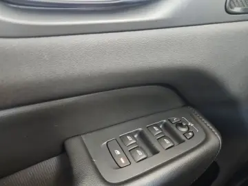 XC60 T6 Plug-In AWD Inscr. Expr. H/K ACC StHzg