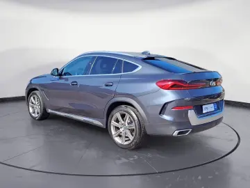 X6 xDrive40i xLine Innovationsp. Komfortsitze Pa