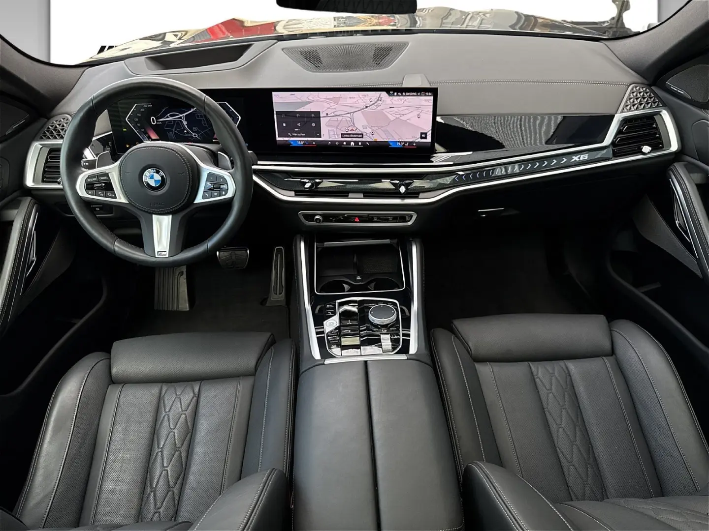 X6 xDrive40d M-Sport Pro, AHK, 22