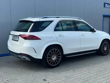 GLE400 4M AMG-LINE DISTRONIC PANO HUD KEYLESS-GO