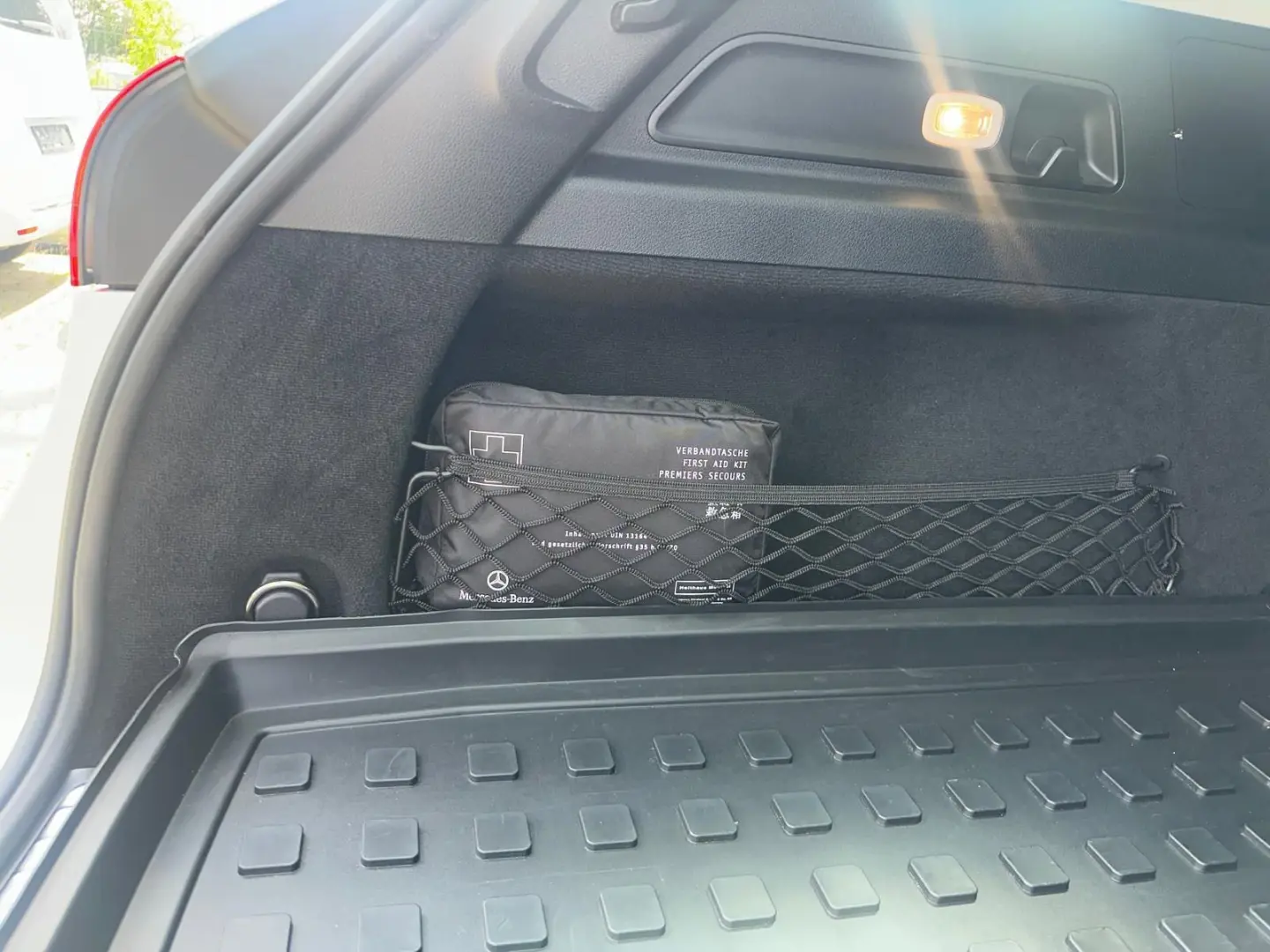 GLE400 4M AMG-LINE DISTRONIC PANO HUD KEYLESS-GO