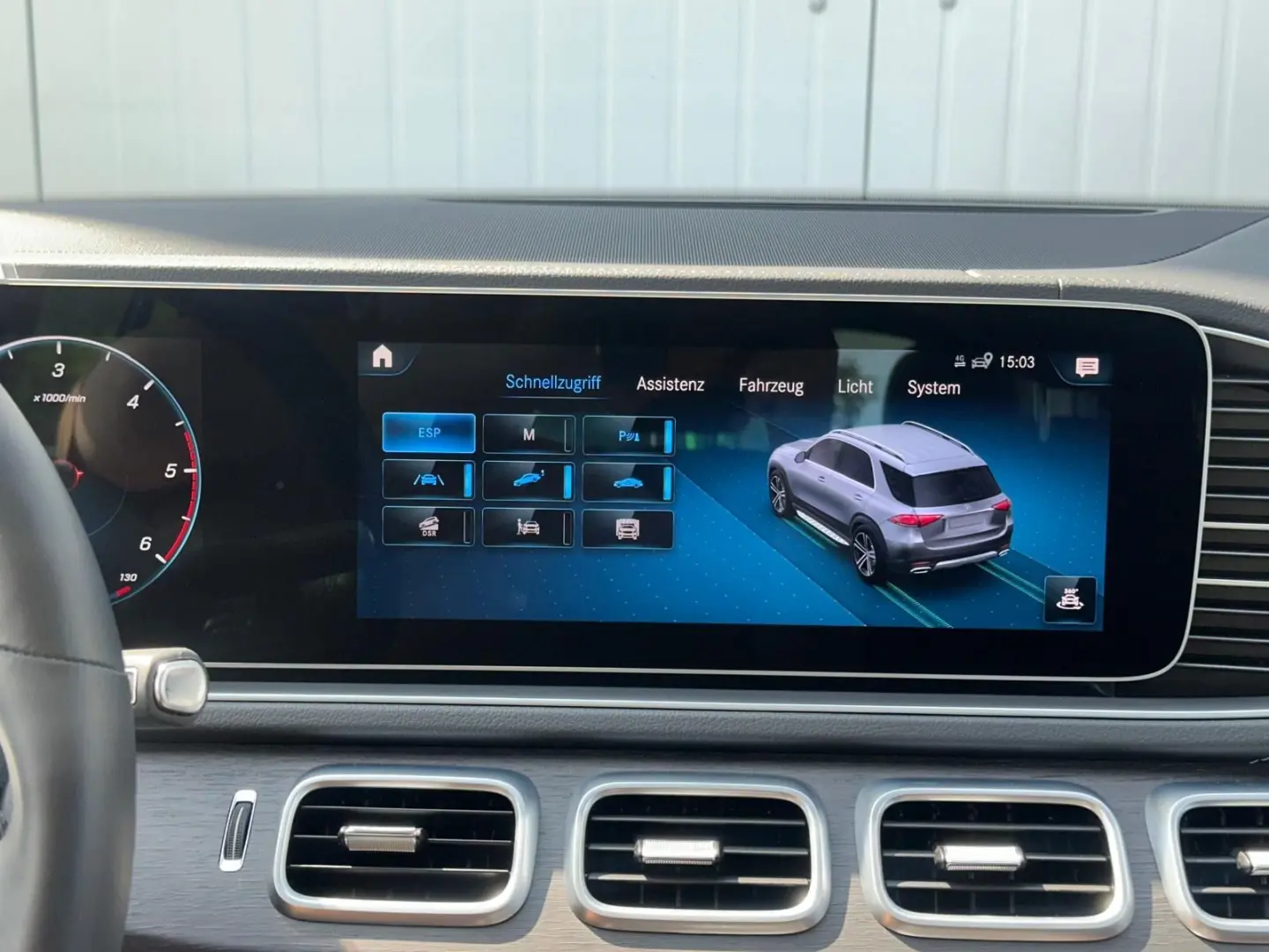 GLE400 4M AMG-LINE DISTRONIC PANO HUD KEYLESS-GO