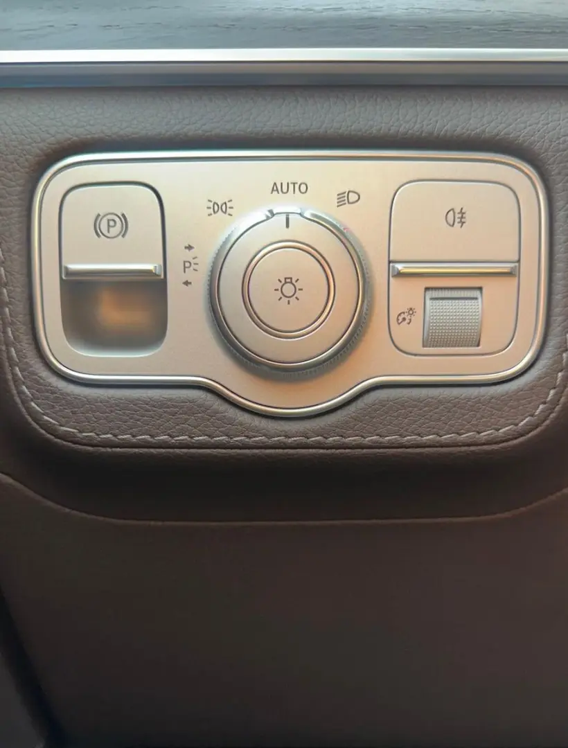 GLE400 4M AMG-LINE DISTRONIC PANO HUD KEYLESS-GO