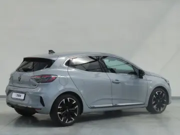 RENAULT CLIO 1.6 E-Tech 145 Techno Auto