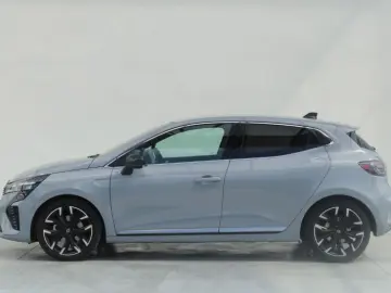 RENAULT CLIO 1.6 E-Tech 145 Techno Auto
